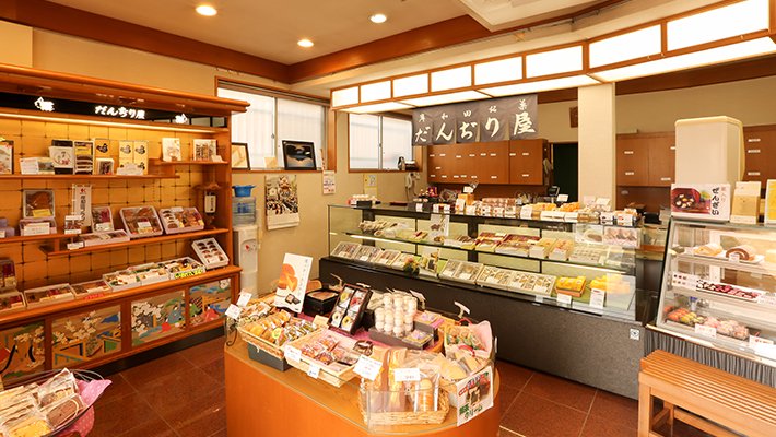 駅前店の店内風景